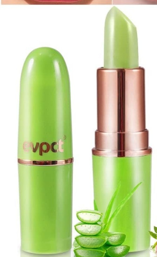 Lipstick color changing temperature color on lips aloe vera